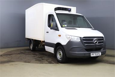 MERCEDES-BENZ SPRINTER 315CDI L2 DIESEL RWD 3.5t Progressive Chassis Cab 9G-Tronic Diesel - WHITE - PF70EYL - 2 Door Fridge Box Van Body