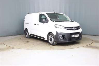 VAUXHALL VIVARO L1 DIESEL 2900 1.5d 100PS Edition H1 Van Diesel - WHITE - FL69XAR - 6 Door Panel Van
