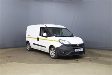 FIAT DOBLO CARGO MAXI L2 DIESEL 1.6 Multijet 16V SX Van Diesel - WHITE - SF68RFZ - 6 Door Panel Van