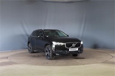 VOLVO XC60 2.0 B4D Momentum Pro 5dr AWD Geartronic Diesel - BLACK - KX19RGT - 5 Door Estate