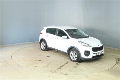 KIA SPORTAGE 1.7 CRDi ISG 2 5dr DCT Auto Diesel - WHITE - FN17USD - 5 Door Estate