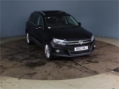 VOLKSWAGEN TIGUAN 2.0 TDi BlueMotion Tech Sport 5dr Diesel - BLACK - RO12HNJ - 5 Door Estate