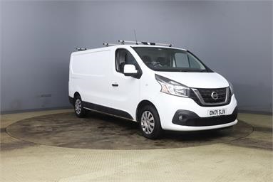 NISSAN NV300 30 L2 DIESEL 2.0 dCi 120ps H1 Acenta Van Low Roof Diesel - WHITE - DN71SJV - 5 Door Panel Van