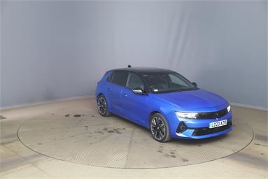 VAUXHALL ASTRA 115kW Ultimate 54kWh 5dr Auto Electric - BLUE - LD23AZR - 5 Door Hatchback