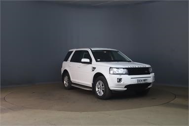 LAND ROVER FREELANDER 2.2 TD4 XS 5dr Diesel - White - DX14MRY - 5 Door Estate