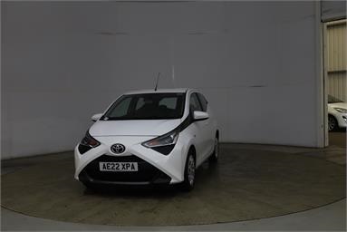 TOYOTA AYGO 1.0 VVT-i X-Play TSS 5dr Petrol - WHITE - AE22XPA - 5 Door Hatchback