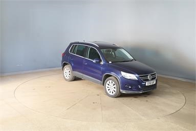 VOLKSWAGEN TIGUAN 2.0 TDi SE 5dr Auto Diesel - BLUE - SY10URT - 5 Door Estate