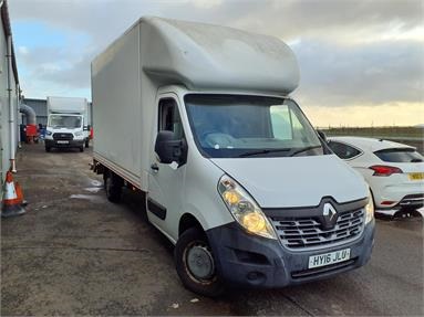 RENAULT MASTER LWB DIESEL FWD LL35dCi 125 Business Low Roof Chassis Cab Diesel - WHITE - HY16JLU - 3 Door Luton Box Body