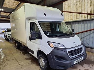 PEUGEOT BOXER 335 L3 DIESEL 2.0 BlueHDi Chassis Cab 130ps Diesel - WHITE - CN18HWR - 2 Door Luton Box Body