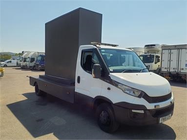IVECO DAILY 45.150 4X2 DAY EURO 6 TOPAZ CMS MOBILE MEDIA DISPLAY UNIT 3 Seats Day cab Steel Susp 14.5ft Diesel - WHITE - FN15GZH - 2 Door Specialist Body / Unit