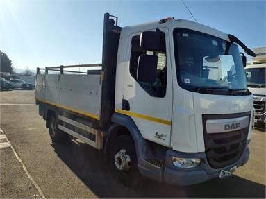 DAF LF150 4X2 DAY EURO 6 DROPSIDE 3 Seats Steel Body Day cab Steel Susp 13ft Diesel - WHITE - DX67KOH - 2 Door Dropside Body