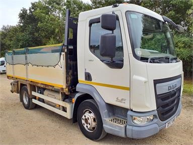 DAF LF150 4X2 DAY EURO 6 DROPSIDE 2 Seats Day cab Steel Susp 13.5ft Diesel - WHITE - DP17XNB - 2 Door Dropside Body