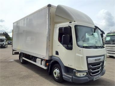 DAF LF180 4X2 DAY EURO 6 GRP BOX 3 Seats GRP Body Day cab Steel Susp 20ft Diesel - WHITE - DX69RVJ - 2 Door Box Body