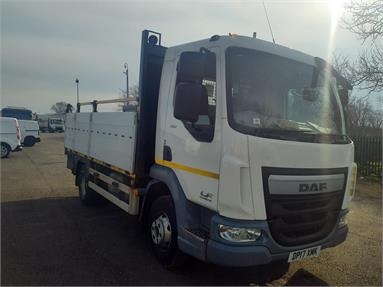 DAF LF150 4X2 DAY EURO 6 DROPSIDE 3 Seats Alloy Body Day cab Steel Susp 13ft Diesel - WHITE - DP17XMK - 2 Door Dropside Body