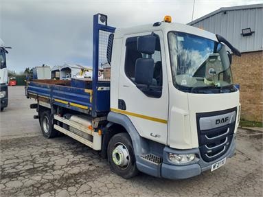 DAF LF180 4X2 DAY EURO 6 TIPPER 3 Seats Steel Body Day cab Steel Susp 13ft Diesel - WHITE AND BLUE - MF21YXU - 2 Door Tipper Body