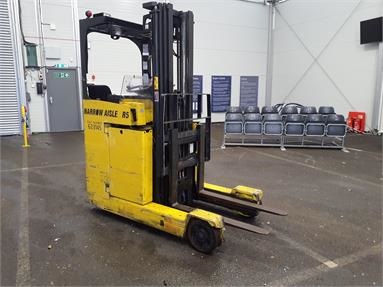NARROW AISLE R516N 1.6TON  FORKLIFT WITH CHARGER (EX MOD CONTRACT) Electric - YELLOW - 032737 - Plant Item