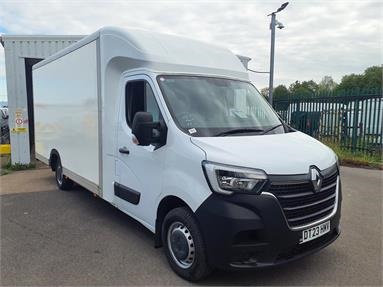 RENAULT MASTER LWB DIESEL FWD LL35 ENERGY dCi 145 Business Low Rf Luton Loloader Diesel - WHITE - DT23HMV - 3 Door Box Body