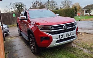 VOLKSWAGEN AMAROK AVENTURA V6 TDI 4M AUTO DC V6 TDI AVENTURA 4MOTION Diesel - Red - CE74BLV - 4 Door Pick Up Body