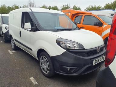 FIAT DOBLO CARGO SWB PETROL 1.4 16V SX Van Start Stop Petrol - WHITE - BC19LVT - Panel Van