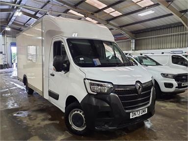 RENAULT MASTER LWB DIESEL FWD LL35 ENERGY Blue dCi 145 Start Low Rf Platform Cab Diesel - WHITE - DN73UMK - 2 Door Box Body