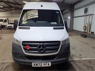 MERCEDES-BENZ SPRINTER 315CDI L2 DIESEL FWD 3.5t H2 Premium Van Diesel - WHITE - KN72YFA - 5 Door Panel Van