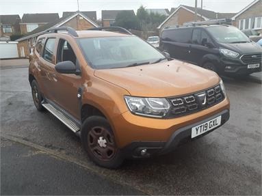 DACIA DUSTER 1.6 SCe Essential 5dr 4X4 Petrol - ORANGE - YT19GXL - 5 Door Hatchback