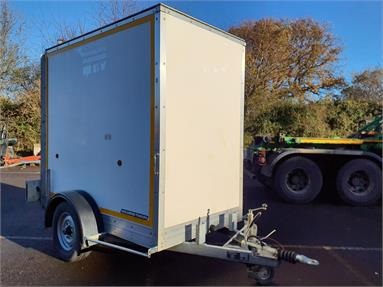 HAZLEWOOD GRP BOX TRAILER WITH RAMP SINGLE AXLE Not Specified - WHITE - TRA4768 - Plant Item
