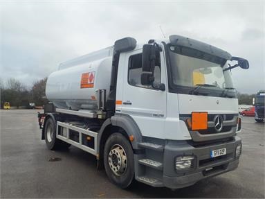 MERCEDES-BENZ ATEGO 1829 4X2 DAY FUEL TANKER 2 Seats Steel Body Day cab Air Susp 13ft Diesel - WHITE - GF11DZP - 2 Door Tanker Body