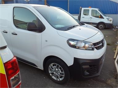 VAUXHALL VIVARO L2 DIESEL 2900 1.5d 100PS Dynamic H1 Van Diesel - WHITE - DN21PTX - 6 Door Panel Van