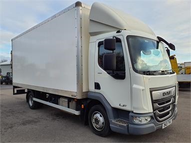 DAF LF180 4X2 DAY EURO 6 GRP BOX 3 Seats GRP Body Day cab Steel Susp 20ft Diesel - WHITE - DN21TVU - 2 Door Box Body