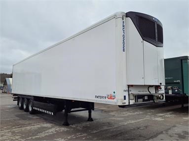 GRAY AND ADAM 13.6M FRIDGE BOX 4.2M HEIGHT  CARRIER VECTORHE19MT TRI/AIR GRP Body Air Susp Not Applicable - WHITE - C579072 - 2 Door Trailer