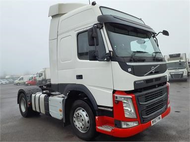 VOLVO FM.410 4X2 GLOBETROTTER EURO 6 TRACTOR UNIT 2 Seats Sleep Cab Air Susp Diesel - WHITE - WV67FMK - 2 Door Tractor Unit