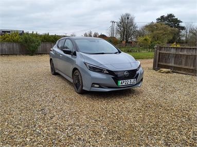NISSAN LEAF 110kW Tekna 39kWh 5dr Auto Electric - GREY - AP22DJZ - 5 Door Hatchback