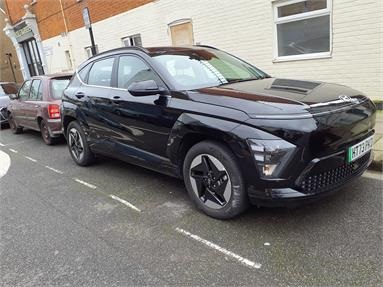 HYUNDAI KONA 115kW Advance 48kWh 5dr Auto Electric - BLACK - HT73PKD - 5 Door Hatchback