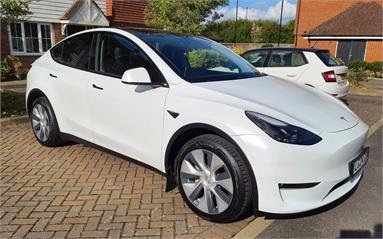TESLA MODEL Y LONG RANGE AWD LONG RANGE AWD Electric - White - LG24ZDN - 5 Door MPV