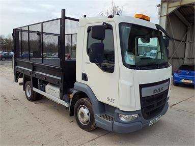 DAF LF150 4X2 DAY EURO 6 CAGED TIPPER 2 Seats Steel Body Day cab Steel Susp Diesel - WHITE - EU66SYH - 2 Door Tipper Body