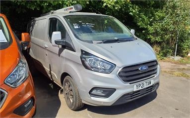 FORD TRANSIT CUSTOM 280 L1 DIESEL FWD 2.0 EcoBlue 130ps Low Roof Limited Van Diesel - SILVER - YP21TXM - 5 Door Panel Van