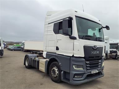 MAN TGX 18.430 4X2 H/ROOF SLEEPER EURO 6 TRACTOR UNIT 2 Seats Sleep Cab Air Susp Diesel - WHITE - DE71SZJ - 2 Door Tractor Unit