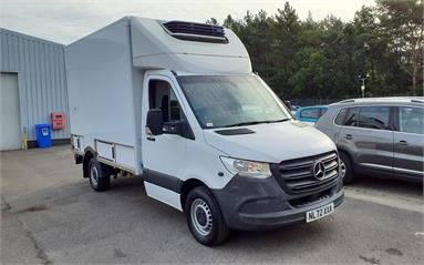 MERCEDES-BENZ SPRINTER 315CDI L2 DIESEL RWD 3.5t Progressive Chassis Cab Diesel - WHITE - NL72XXA - 3 Door Fridge Box Van Body