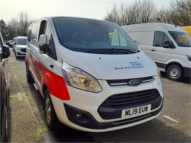 FORD TOURNEO CUSTOM L2 DIESEL FWD 2.0 EcoBlue 130ps Low Roof 8 Seater Titanium Diesel - WHITE - ML19EUW - Bus (Mini Less 18 seats)