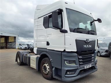 MAN TGX 18.430 4X2 H/ROOF SLEEPER EURO 6 TRACTOR UNIT 2 Seats Sleep Cab Air Susp Diesel - WHITE - DE71SZF - 2 Door Tractor Unit