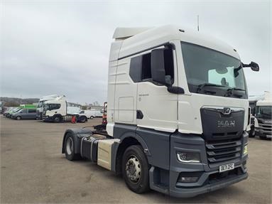 MAN TGX 18.430 4X2 H/ROOF SLEEPER EURO 6 TRACTOR UNIT 2 Seats Sleep Cab Air Susp Diesel - WHITE - DE71ZFC - 2 Door Tractor Unit