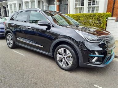 KIA E-NIRO 150kW 4 64kWh 5dr Auto Electric - BLACK - LT70JYG - 5 Door Estate
