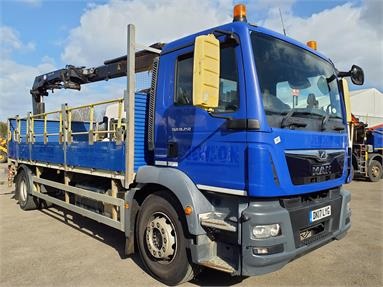 MAN TGM18.250 4X2 DAY EURO 6 DROPSIDE REAR CRANE 2 Seats Alloy Body Day cab Steel Susp 20ft Diesel - BLUE - DK17LYG - 2 Door Dropside Body