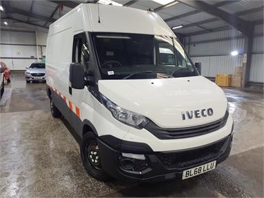 IVECO DAILY 35S12 DIESEL 2.3 Van 3520 WB Diesel - WHITE - BL68LLU - 5 Door Panel Van