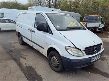 MERCEDES-BENZ VITO LONG DIESEL 109CDI Van 95bhp Diesel - WHITE - YK59JFE - 6 Door Panel Van