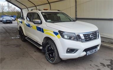 NISSAN NAVARA DIESEL Double Cab Pick Up Tekna 2.3dCi 190 TT 4WD Auto Diesel - WHITE - LT69LWJ - 4 Door Pick Up Body