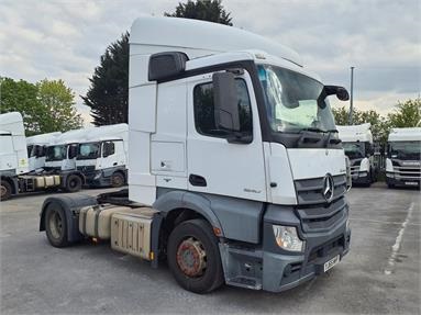 MERCEDES-BENZ ACTROS 1840 4X2 SLEEPER EURO 6 TRACTOR UNIT 2 Seats Sleep Cab Air Susp Diesel - WHITE - YJ65WHP - 2 Door Tractor Unit