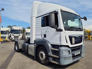 MAN TGS18.400 4X2 SLEEPER EURO 6 TRACTOR UNIT 2 Seats Sleep Cab Air Susp Diesel - WHITE - DK15ZBL - 2 Door Tractor Unit