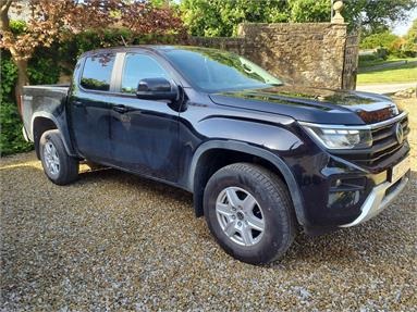 VOLKSWAGEN AMAROK DIESEL D/Cab Pick Up Life 2.0 TDI 170 4MOTION Diesel - BLACK - MM74ENX - Pick Up Body